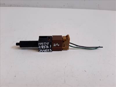 Nissan Note (E11) kuplungpedál kapcsoló