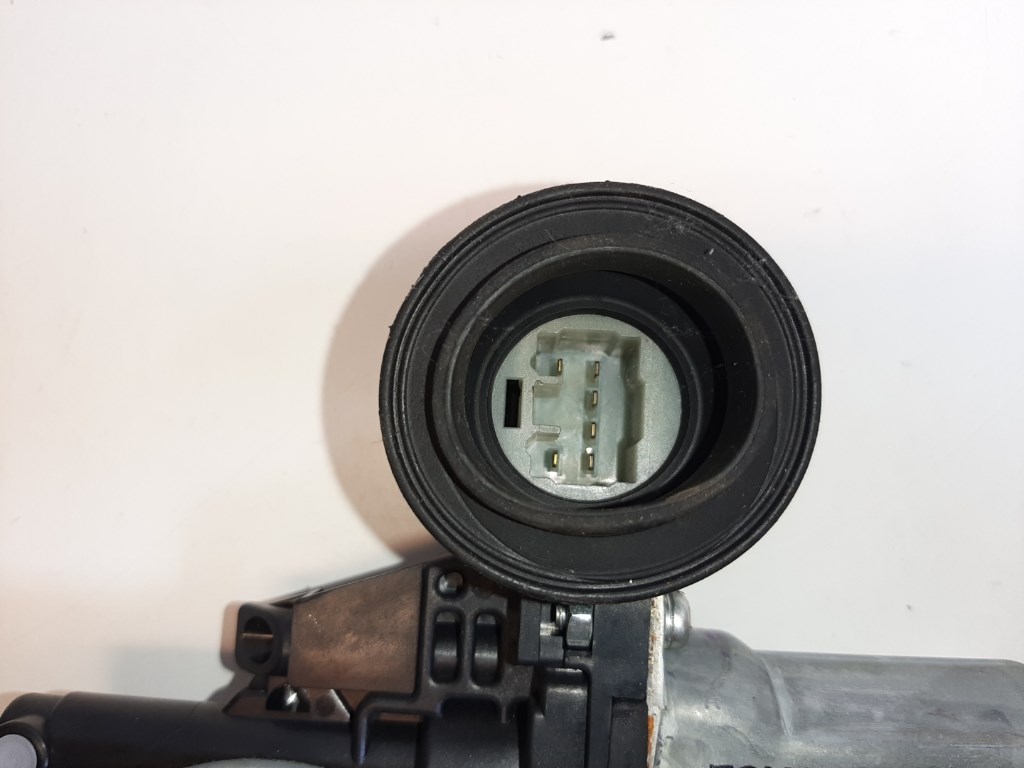 Toyota Auris (E150) bal hátsó ablakemelõ motor 857100D100 973582100 4. kép