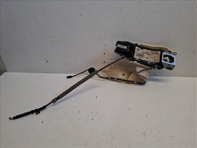 Volkswagen Scirocco bal első kilincsfészek 1K8837885E