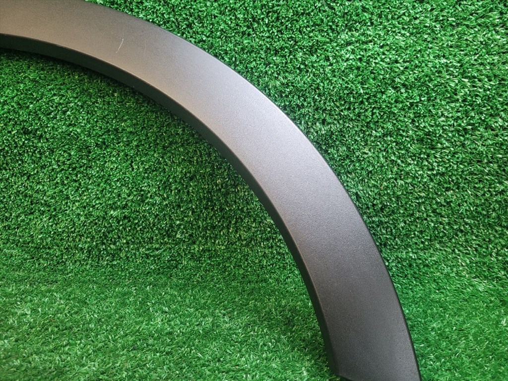 SUZUKI SX4 S-Cross II Bal hátsó Sárvédő Szélesítő 7726161M0 4. kép