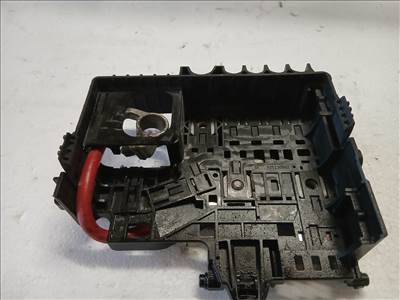 Opel Meriva B 2010-2017 Biztosítéktábla    13362765