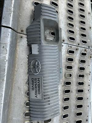 Toyota Prius 3  (XV30) Motorburkolat
