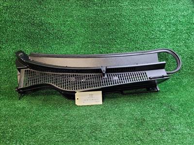 SUZUKI VITARA Levélrács 7233154P1 7233354p1