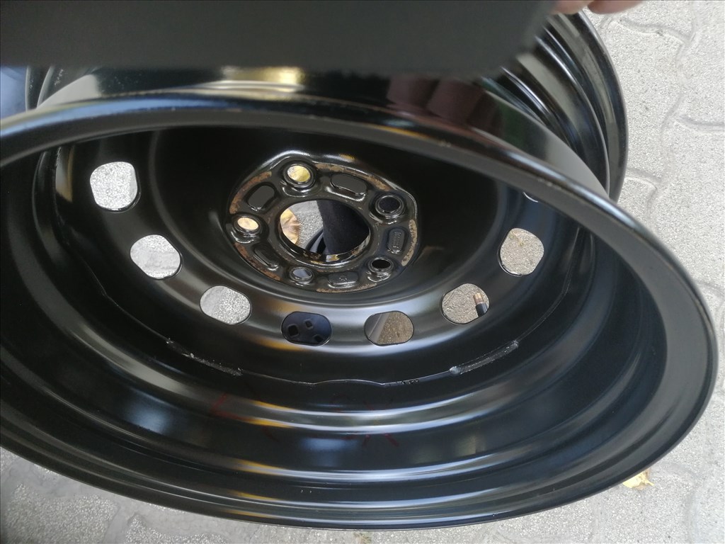  5x108 Ford Focus II., III., C-Max, Transit, Tourneo, Connect 15" alufelni 8. kép