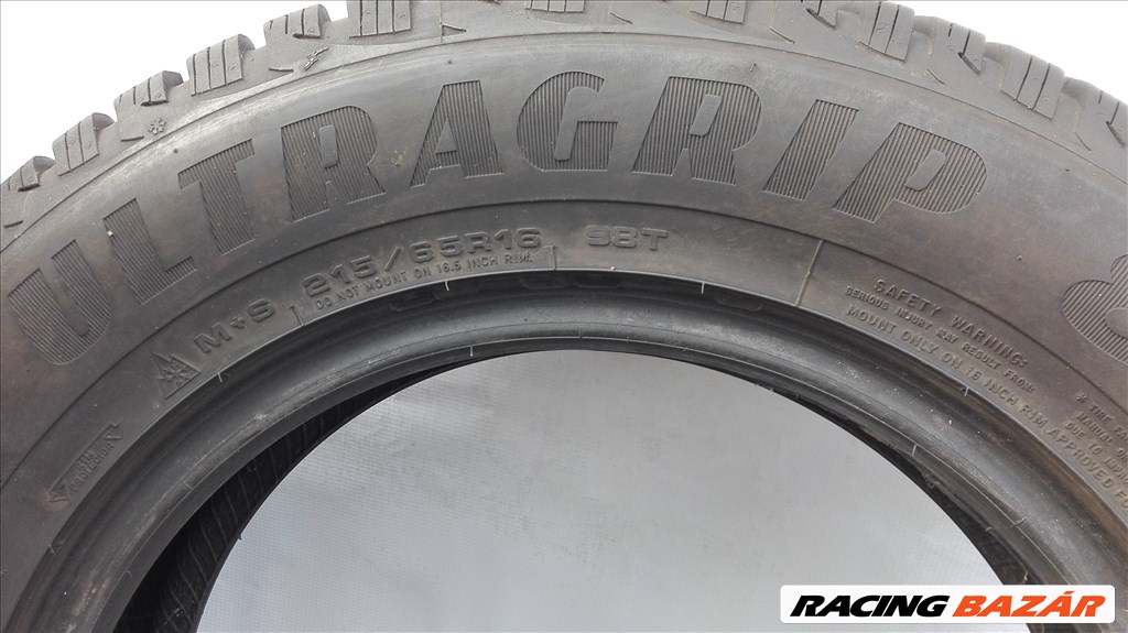 215/65R16 Goodyear téli gumi garnitúra 215/65 r16 8. kép