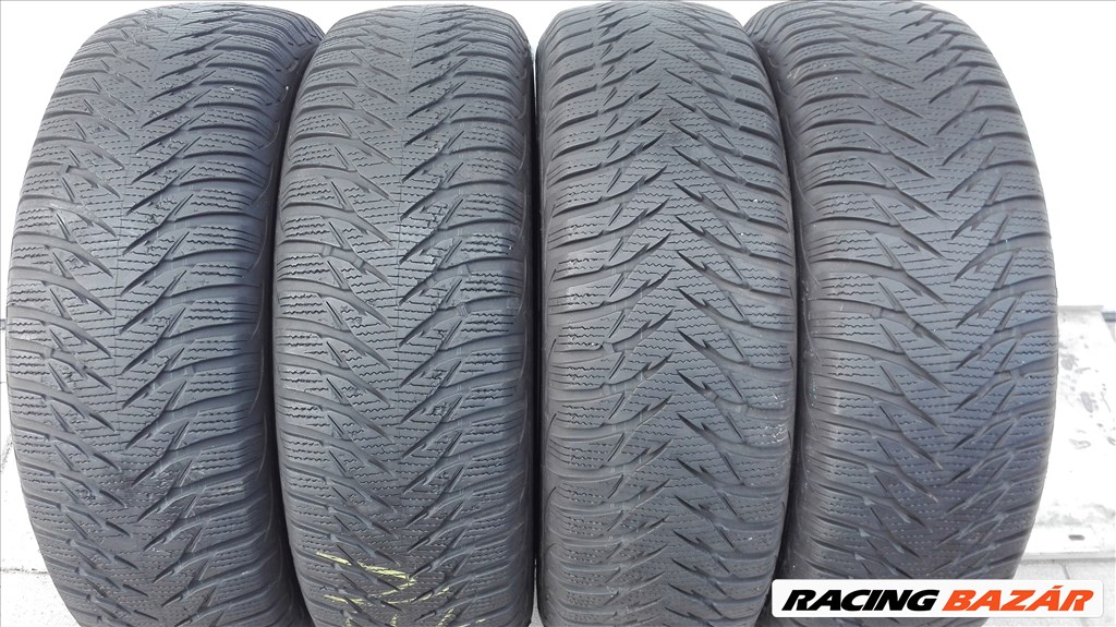215/65R16 Goodyear téli gumi garnitúra 215/65 r16 2. kép