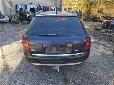Audi A6 (C5 - 4B) Avant 2.5 TDI HÁTSÓ lökhárító 