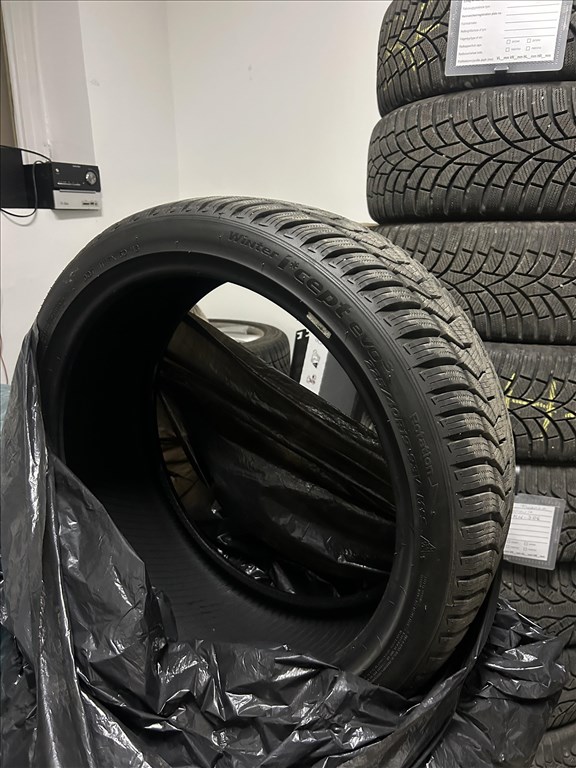 Hankook Winter iCept evo3 225/40 R19 1. kép