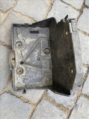 Renault Kangoo II akksitálca