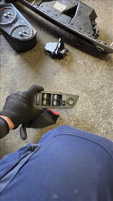 BMW 320 E46 bmw e90 e91 320d 318d ablak emelo kapcsolo 