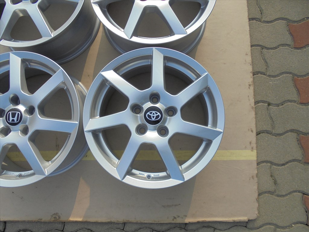 Vadi új 16-os 5 x 114.3-as Német alufelni eladó 5. kép