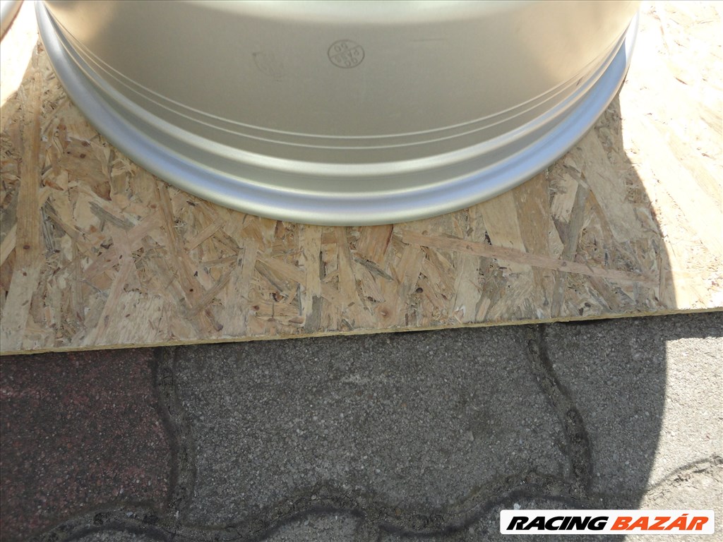 Új" 18-as gyári 5 x 112-es BMW szenzoros alufelni eladó 6. kép