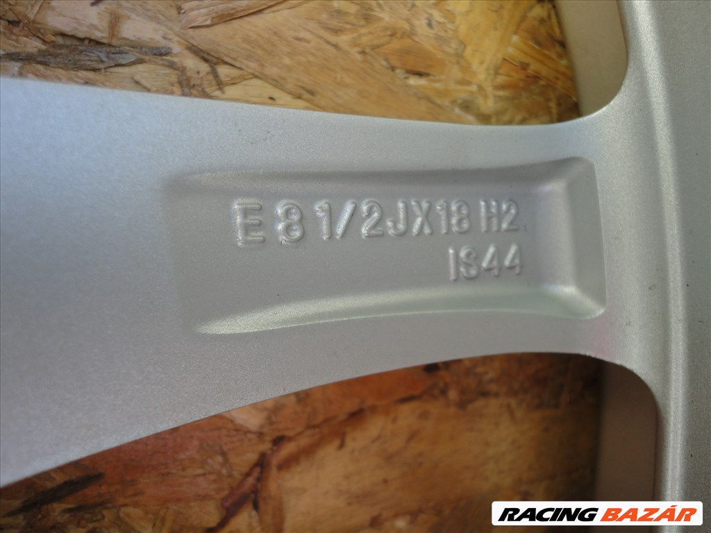 Új" 18-as gyári 5 x 112-es BMW szenzoros alufelni eladó 9. kép