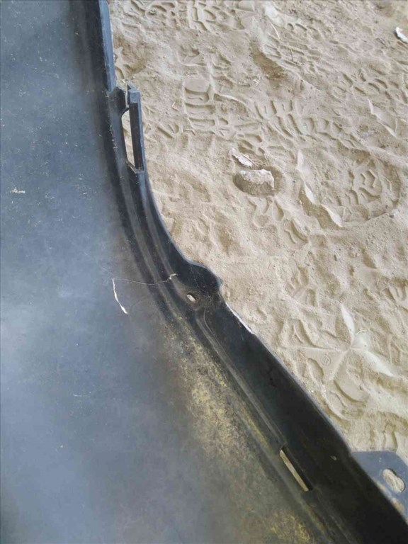 Suzuki Swift II 96-03 Hátsó Lökhárító 3. kép