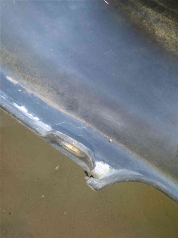 Suzuki Swift II 96-03 Hátsó Lökhárító 4. kép