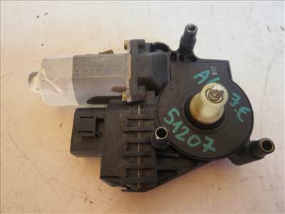 Audi A6 (C5 4B) jobb első ablakemelő motor 4B0959802E