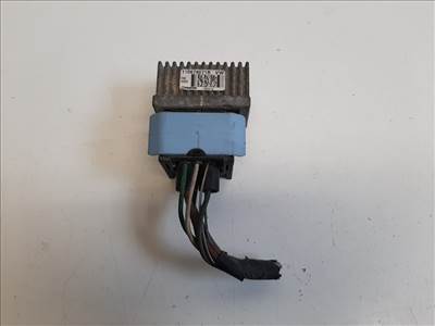 Dacia Dokker  izzítórelé 110678071R