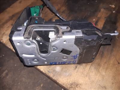 Opel Zafira B Jobb Első Ajtó Zárszerkezet  Központizár Motor 13210749