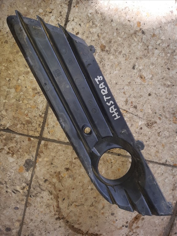 Opel Astra H Jobb Elsõ Lökhárító Díszrács 13126026 2. kép