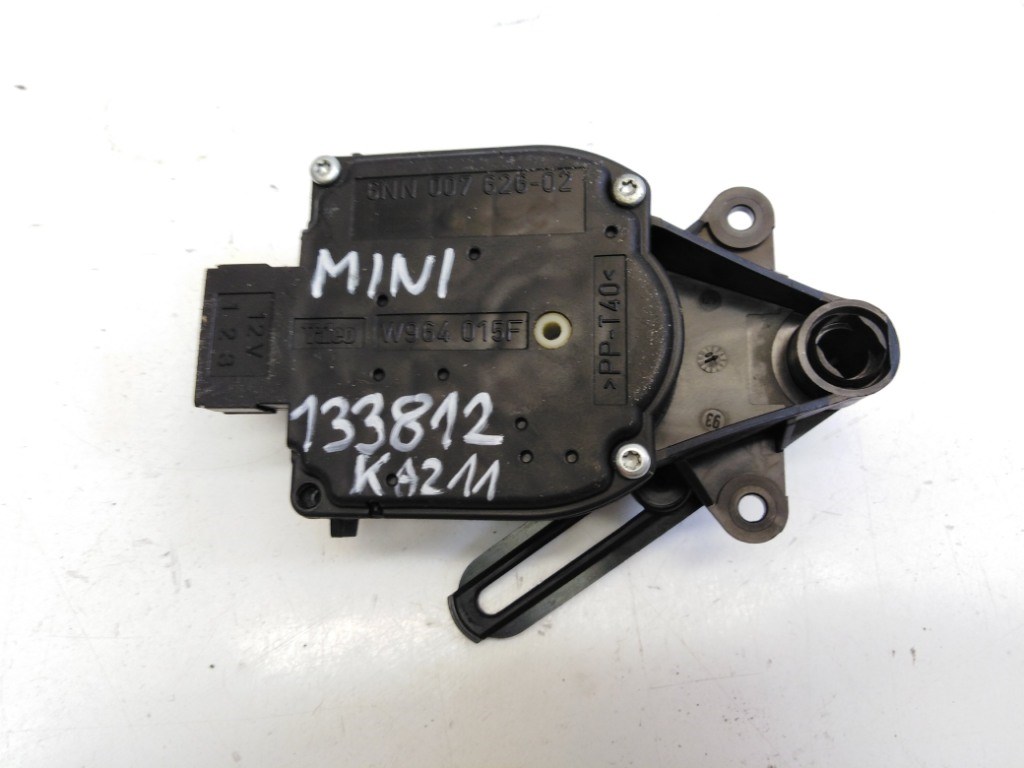 Mini cooper (R50/R53) fûtés állító motor 6NN00762602 2. kép