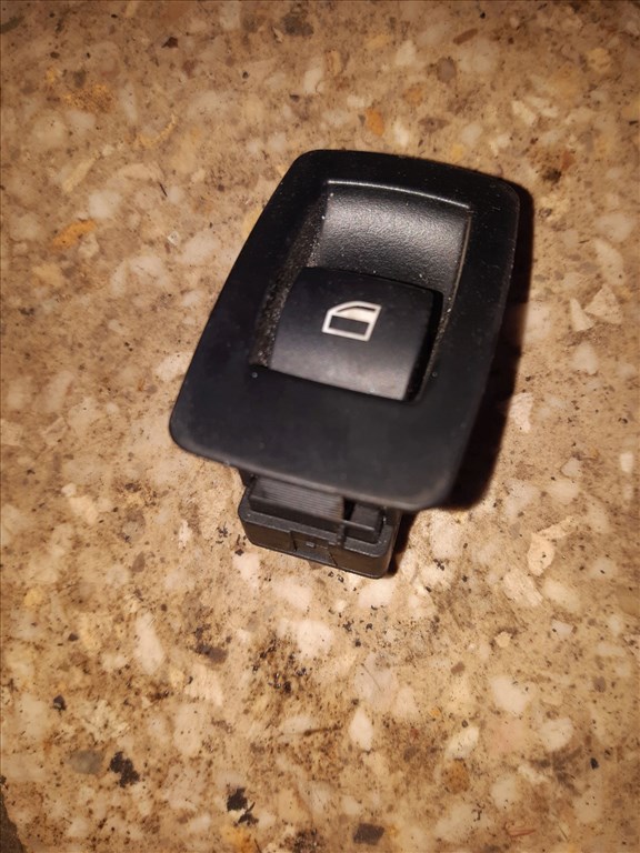BMW E90 Ablakemelõ Kapcsoló 1597 9800 010 7 B 1. kép