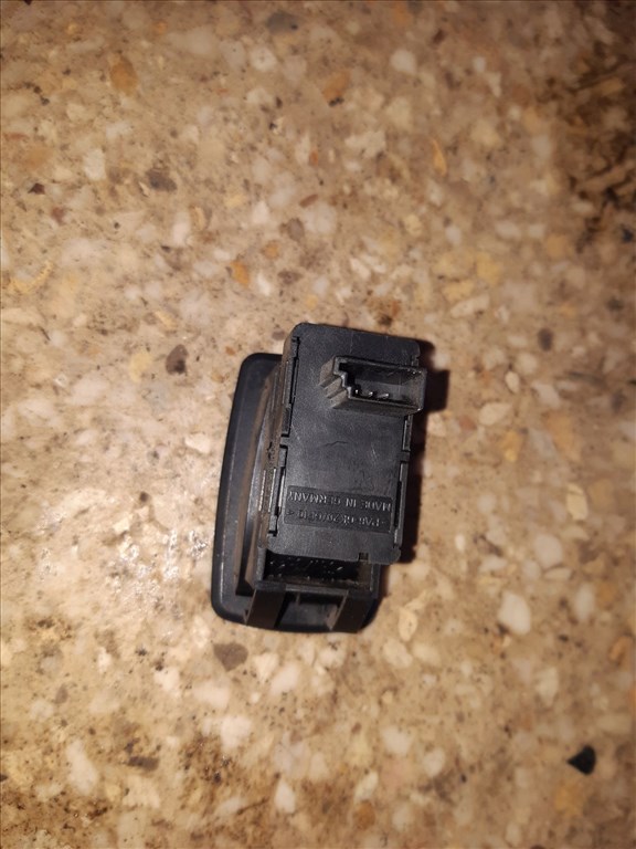 BMW E90 Ablakemelõ Kapcsoló 1597 9800 010 7 B 2. kép