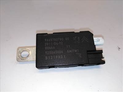 Peugeot 508  antennaerősítő (antenna erősítő) 9665780780