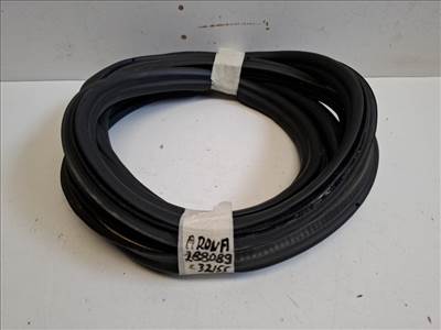 Seat Arona  csomagtérajtó kéder gumi