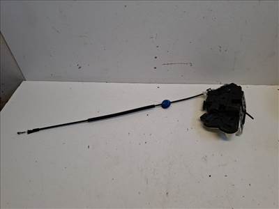 Volkswagen Scirocco bal első ajtózár 5N1837015A