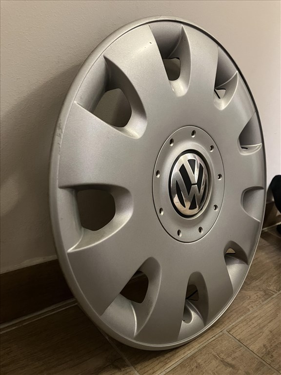 Volkswagen Passat gyári dísztárcsa 15 col 1t0601147 3. kép