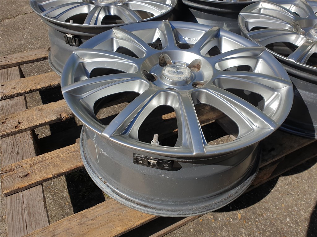 17" 5x114,3 Mazda 5. kép