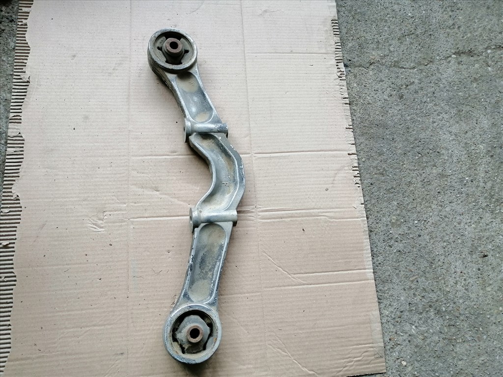 BMW X5 3.0i Differenciálmű tartó Bak  1. kép