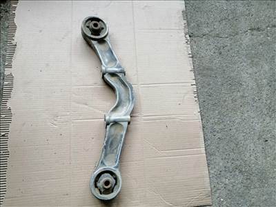 BMW X5 3.0i Differenciálmű tartó Bak 