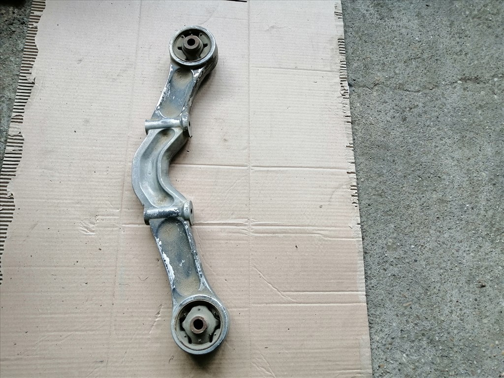 BMW X5 3.0i Differenciálmű tartó Bak  2. kép