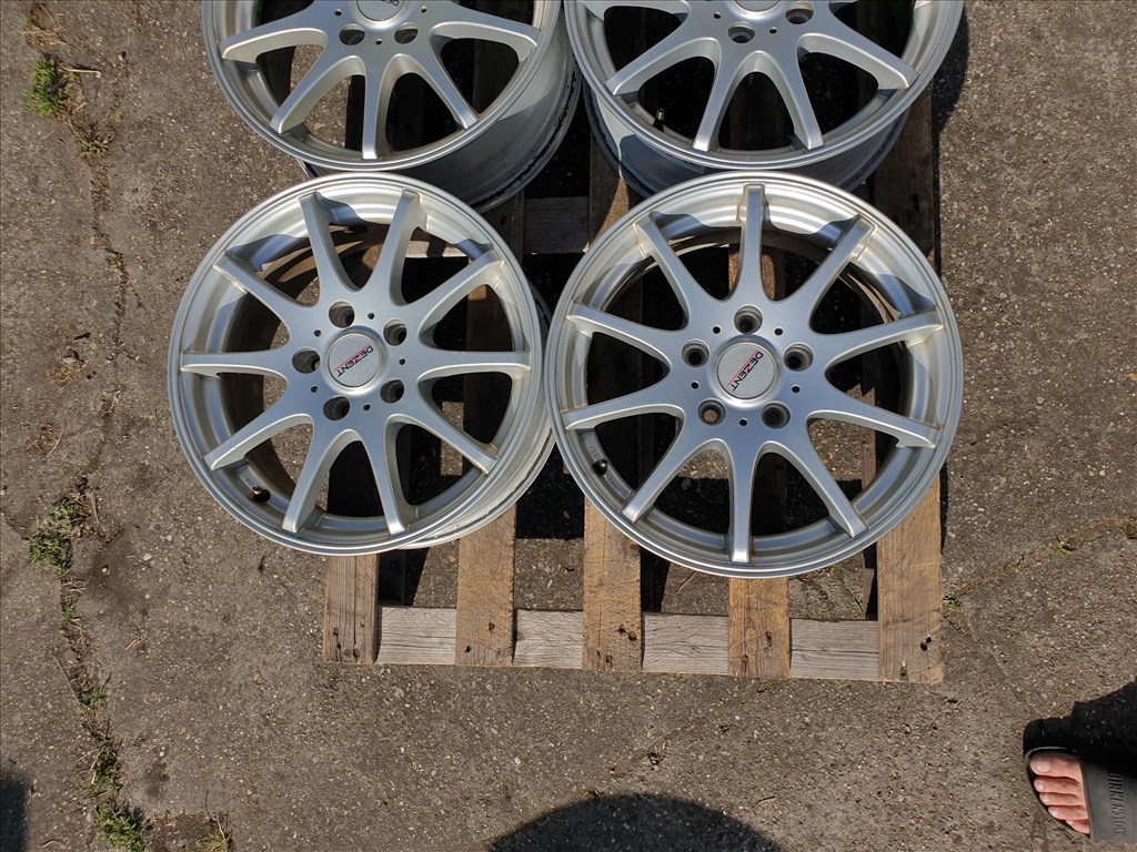 16" 5x114,3 Dezent 2. kép