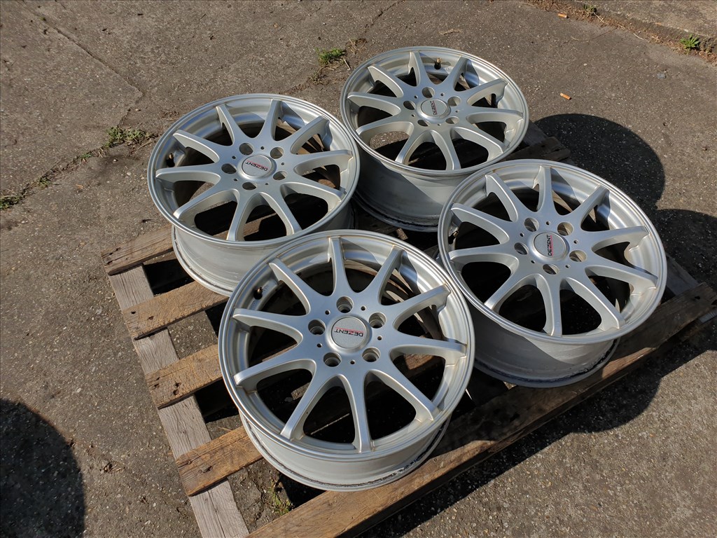 16" 5x114,3 Dezent 5. kép