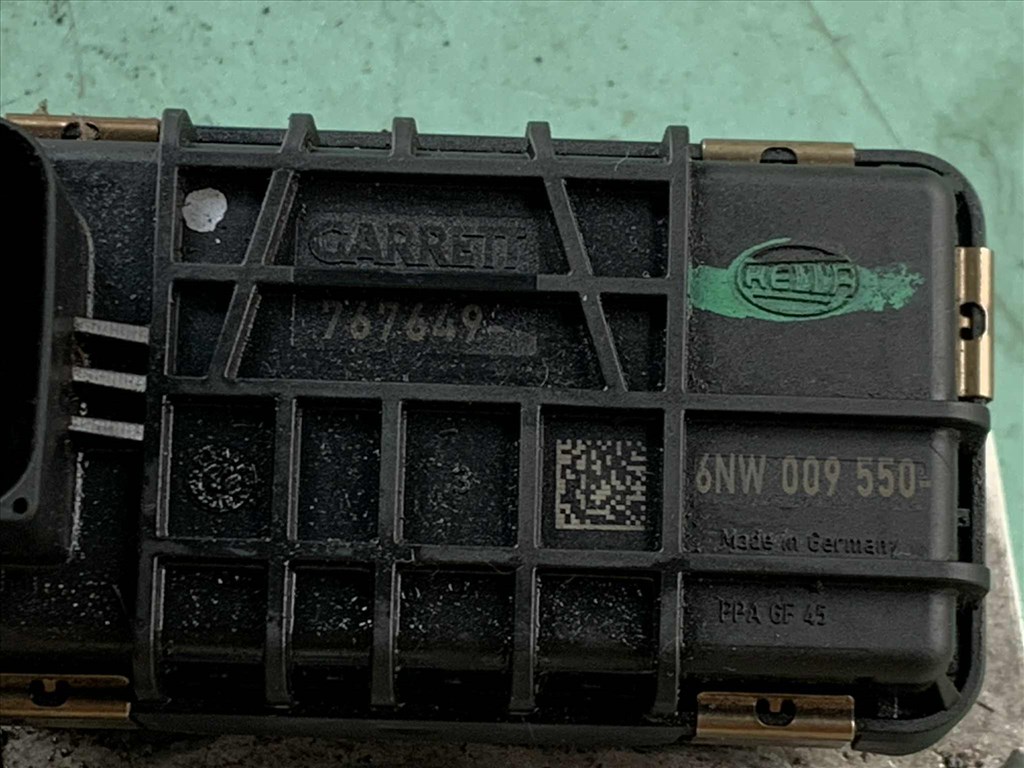 Audi Q7 3.0 TDI  turbo 059145722M 4. kép