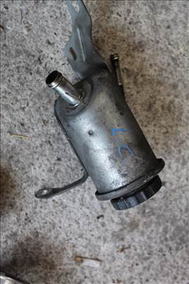 Toyota Land Cruiser Prado (J9) szervó tartály 