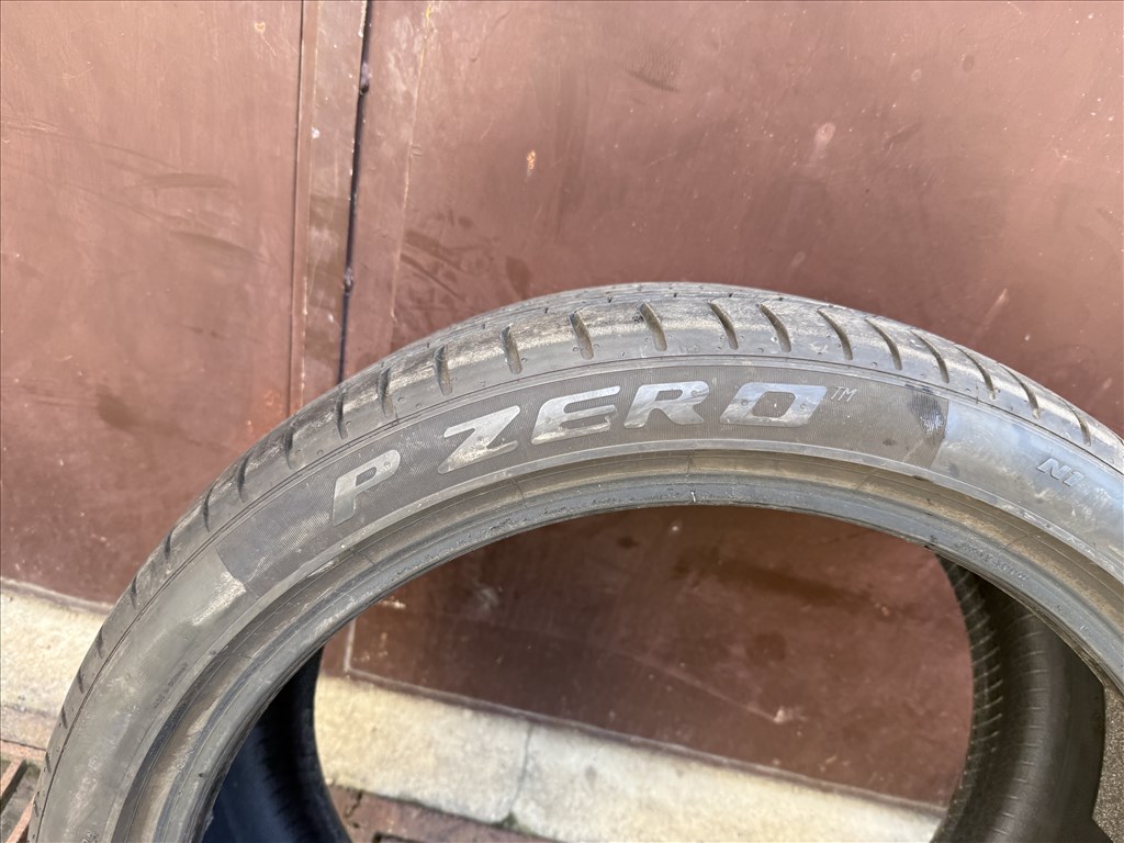 Tesla Model Y Performnace hátsó gumi Pirelli Pzero Pncs 275/35 R21 2db újszerű nyári gumi eladó 5. kép