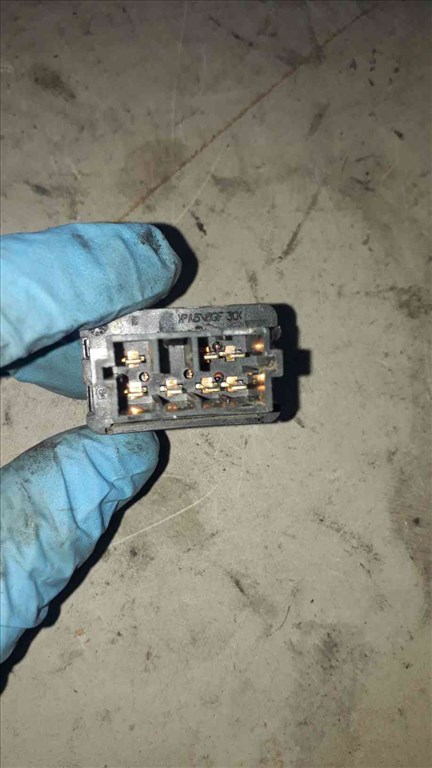 Citroen C3 Ablakemelõ Kapcsoló 3. kép