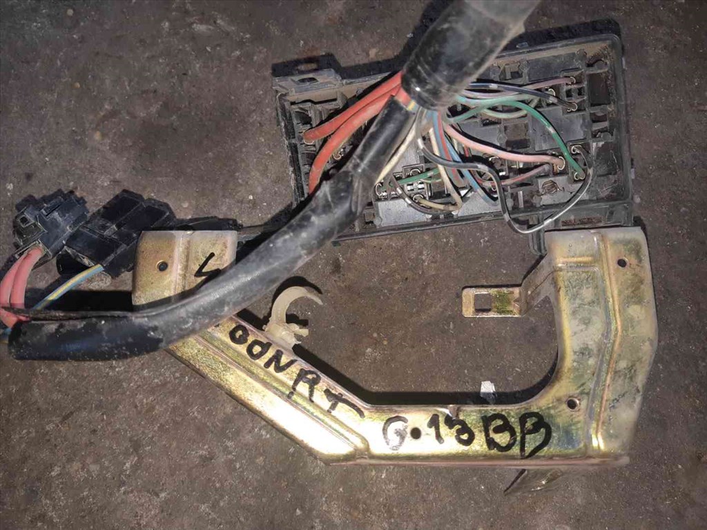 Suzuki Wagon R 98-10 Biztosítéktábla / Relé Tábla 2. kép