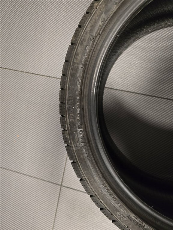 245/40R20 és 275/35R20 téli gumi szett ELADÓ 6. kép