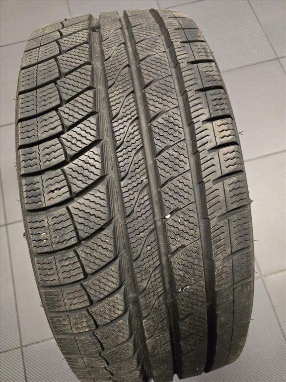 245/40R20 és 275/35R20 téli gumi szett ELADÓ 7. kép