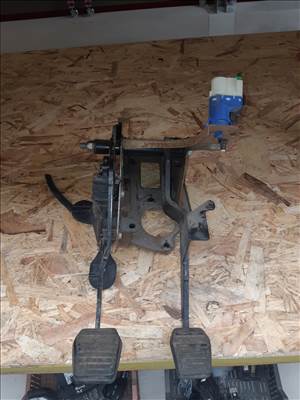 Ford Transit 06-13 Pedálsor: Kuplung + Fék