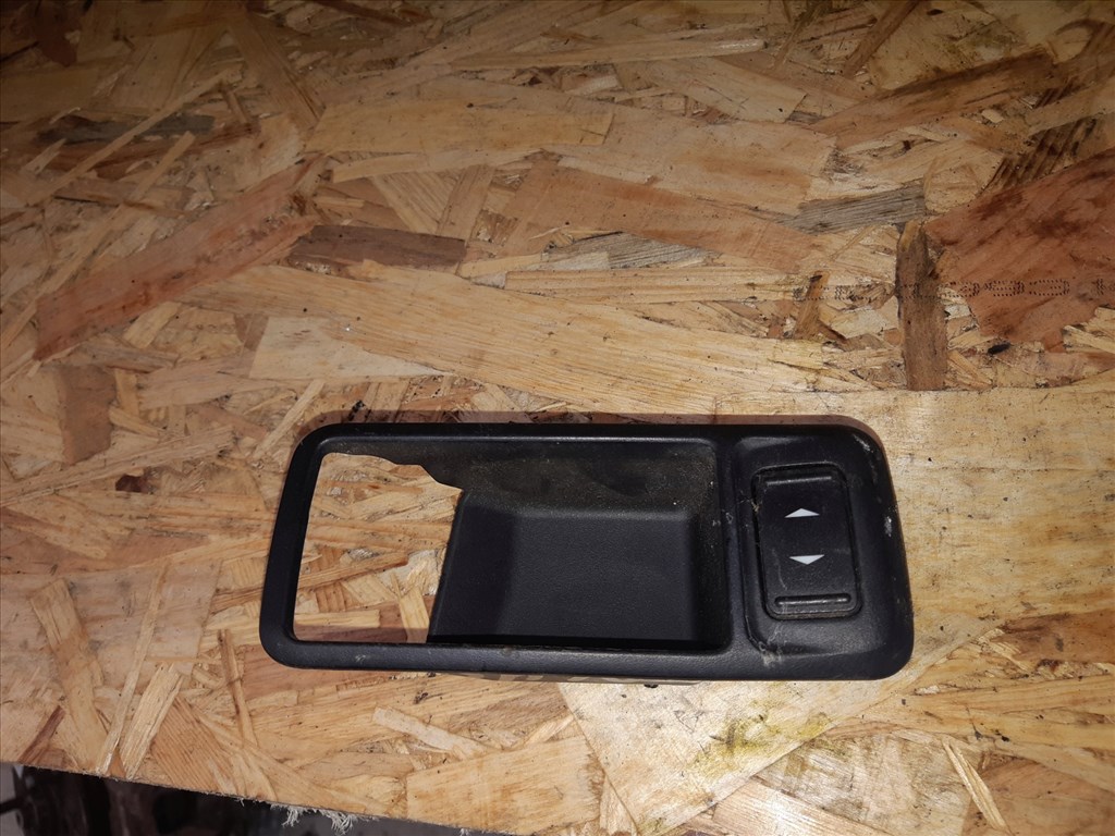 Ford Focus III Jobb Elsõ Ablakemelõ Kapcsoló 3M51226A38AD 1. kép