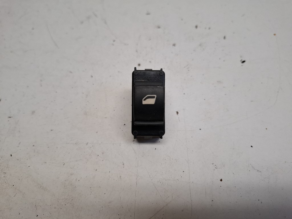 Citroen C4 jobb elsõ ablakemelõ kapcsoló 1. kép