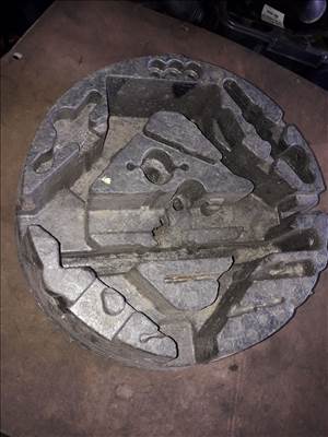 Opel Astra H Emelő Tartó