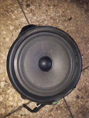 Audi A4 B6 Jobb Első Ajtó Hangszóró 8E0 035 411