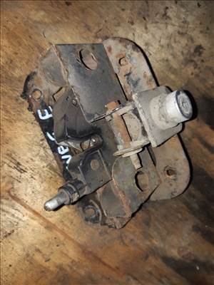 Ford Transit Connect Motorháztető Zárszerkezet