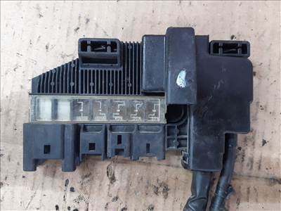 Suzuki Grand Vitara 05- Biztosítéktábla / Relé Tábla 7158-8858-30